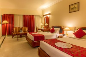 Room & Suite