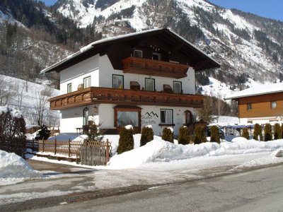 Hotel photo 4 of Chalet Charlotte.