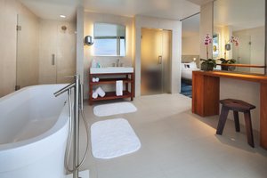 Room & Suite