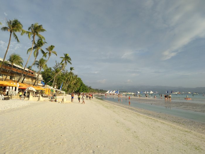 CLIFFHOUSE - Lodge Reviews (Boracay, Philippines)