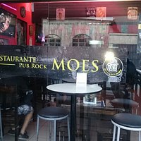 Moe's Pub Rock