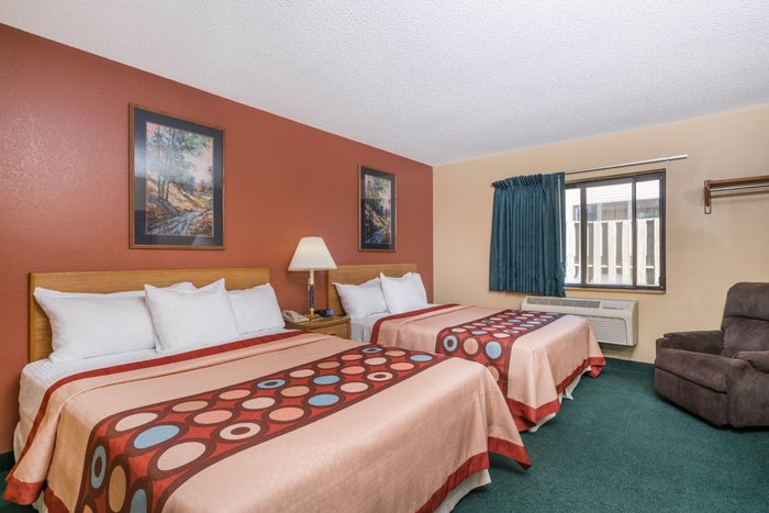 Super 8 motel baxter mn nuance hair color
