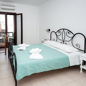 superior room depis place Naxos