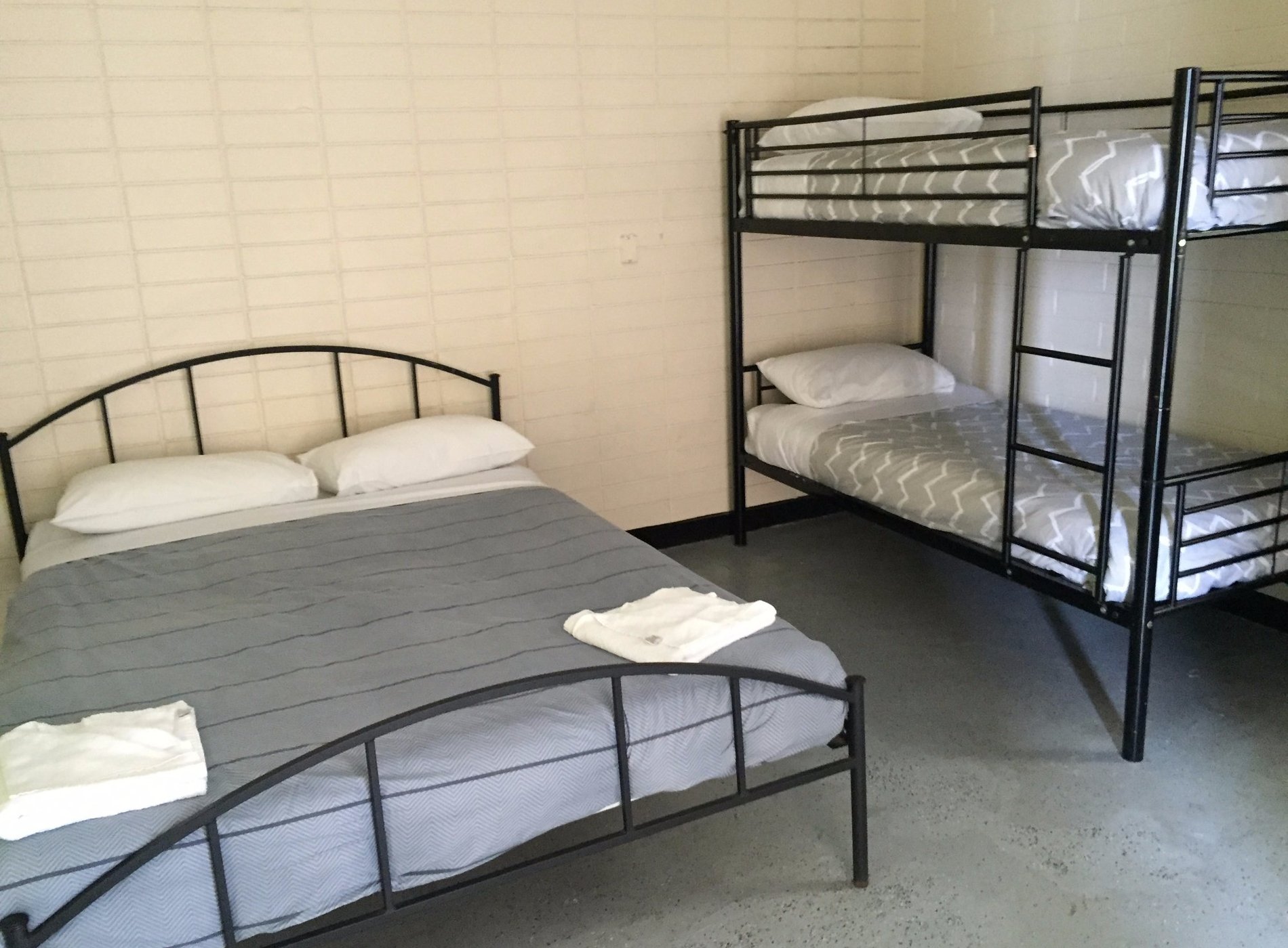 Adelaide Backpackers and Travellers Inn by null