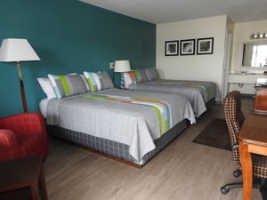 Room & Suite