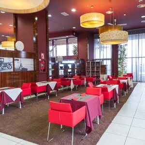 Bar Restaurant at the Hotel Dome