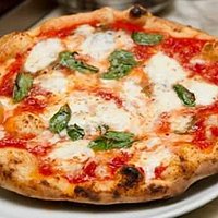 Ora anche le pizze