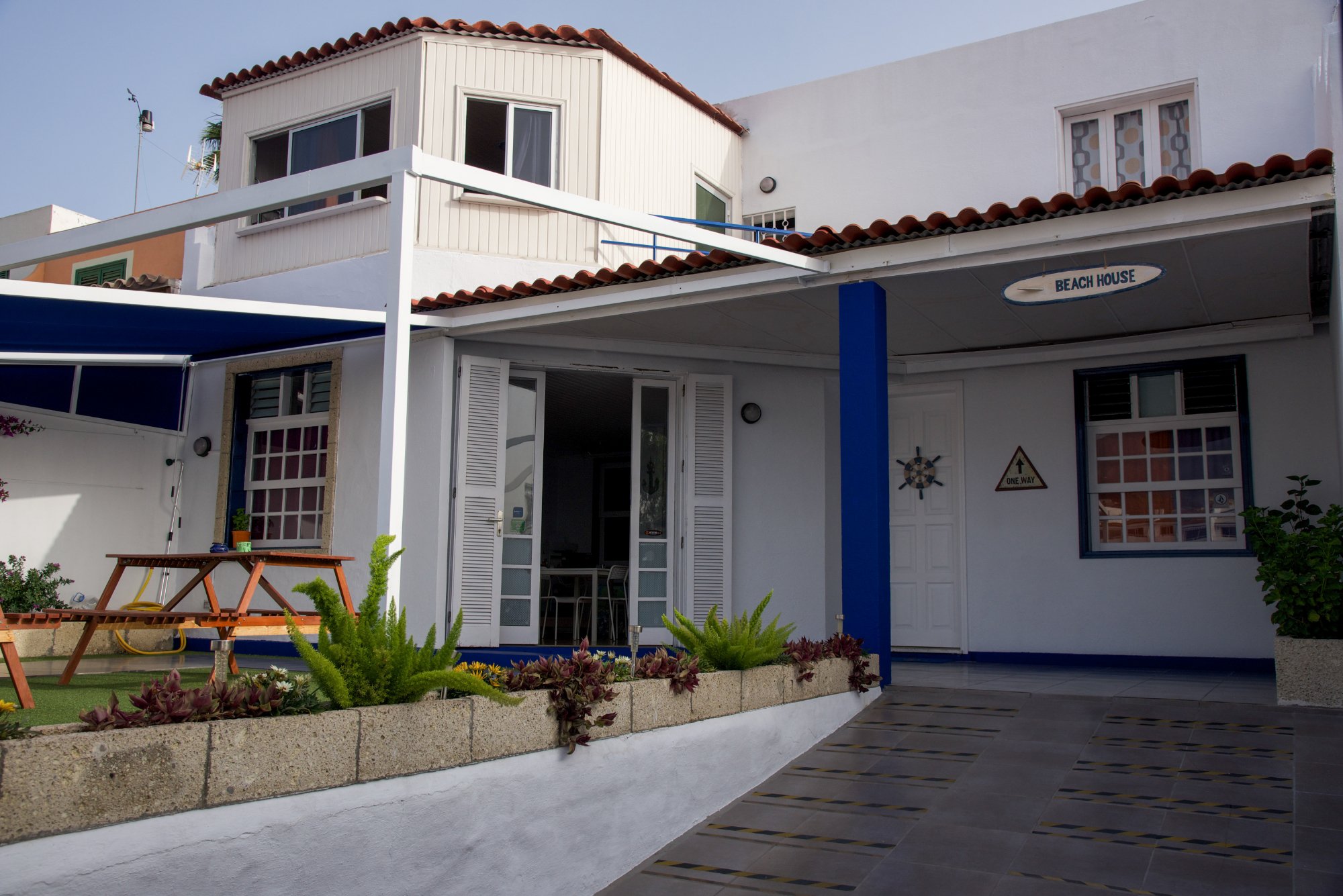 ENDLESS SUMMER HOUSE Prices Hostel Reviews Tenerife Playa de