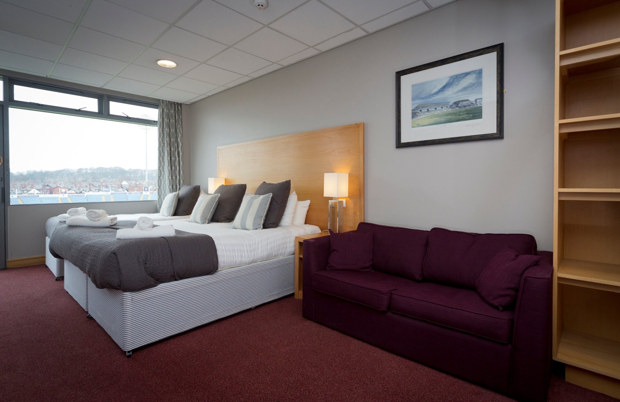 Headingley Lodge by null