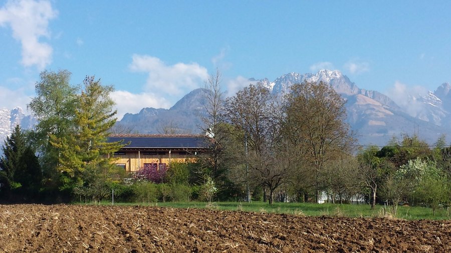 Campo di Cielo con Dolomiti sullo sfondo