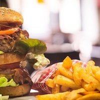 ultima burger viande limousine de la boucherie du village