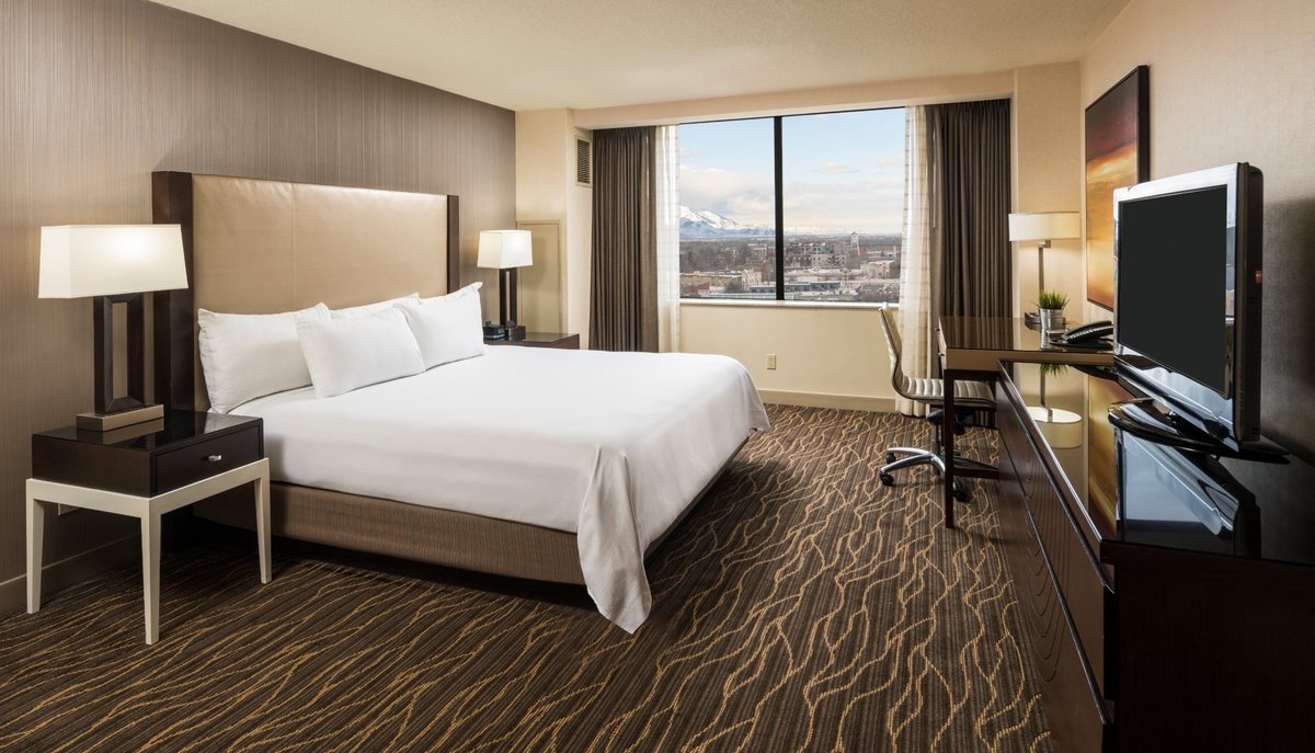 Hilton Salt Lake City Center - hotel rooms