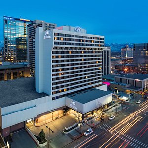 Hilton Salt Lake City in vibrant downtown surrounded by mountain peaks