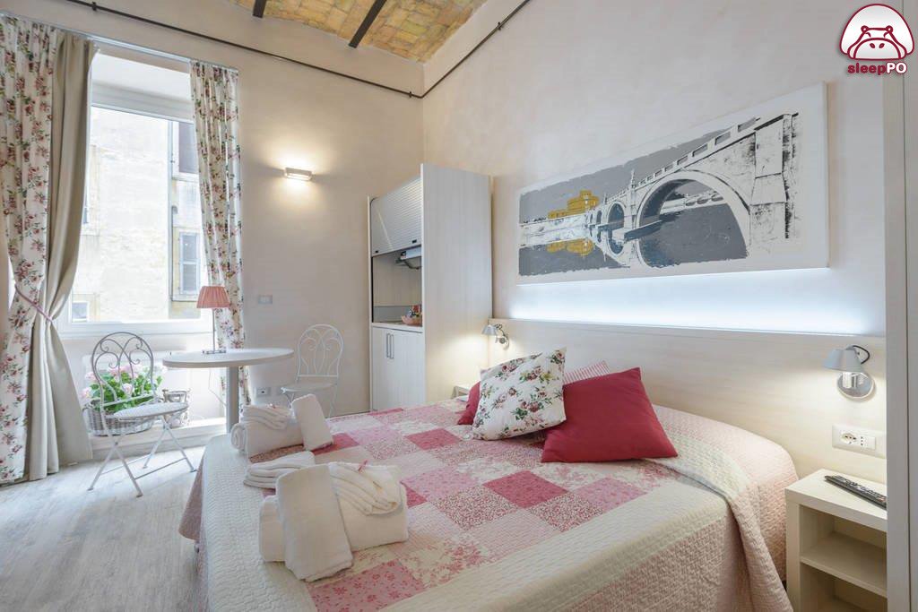 SLEEPPO B&B - Prices & Guest House Reviews (Rome, Italy)