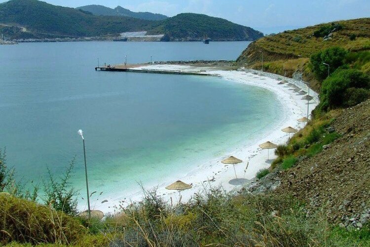 Yeşilliği, duruluğu ve doğal güzelliğiyle bir harika olan Marmara Adası Saraylar Beldesinde olan