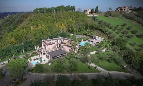 Vista drone sul parco "Queen"