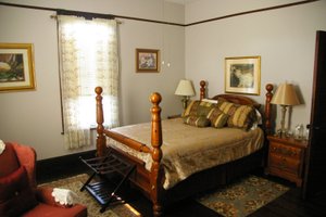 Room & Suite