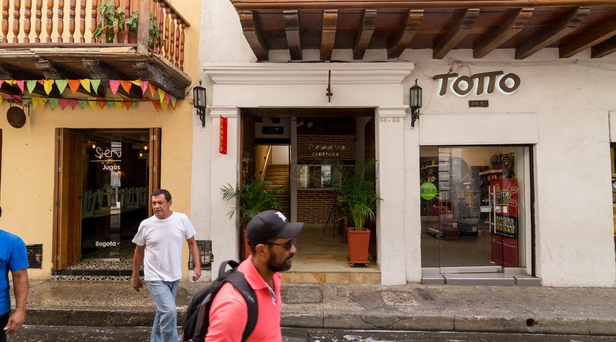 Street at the Hotel Boutique las Carretas