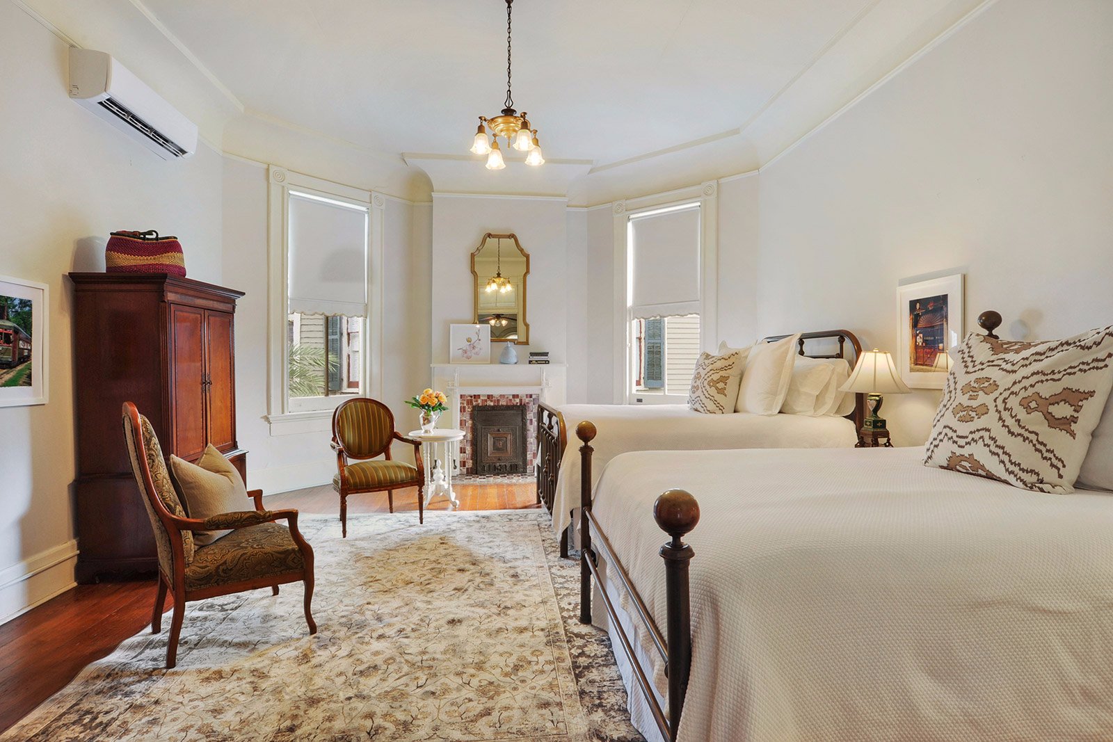 Hotel photo 4 of Sully Mansion Bed and Breakfast.