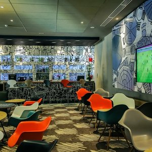 BAR LOUNGE 