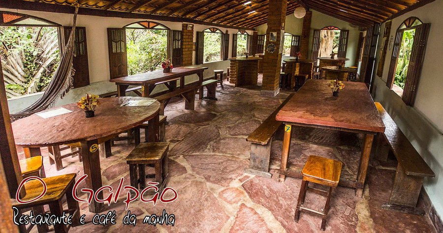 O Restaurante fica na vila do Vale do Capão