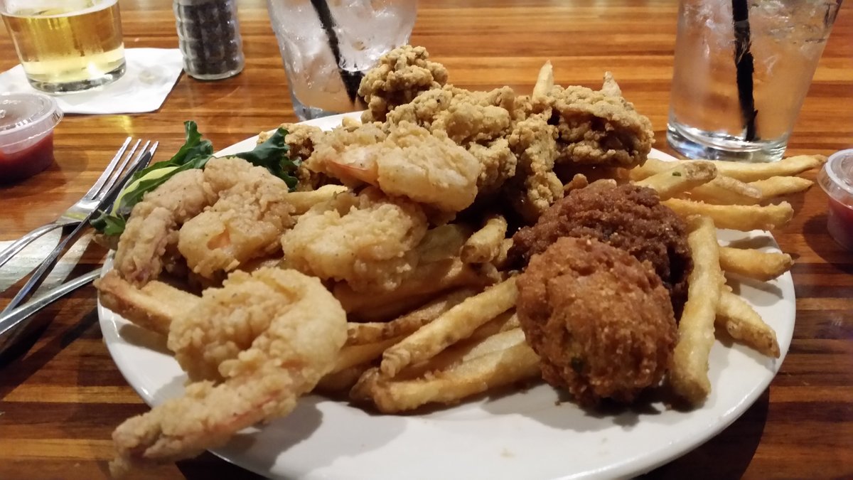 The Chimes Restaurant & Tap Room, Baton Rouge - Restaurant Reviews 