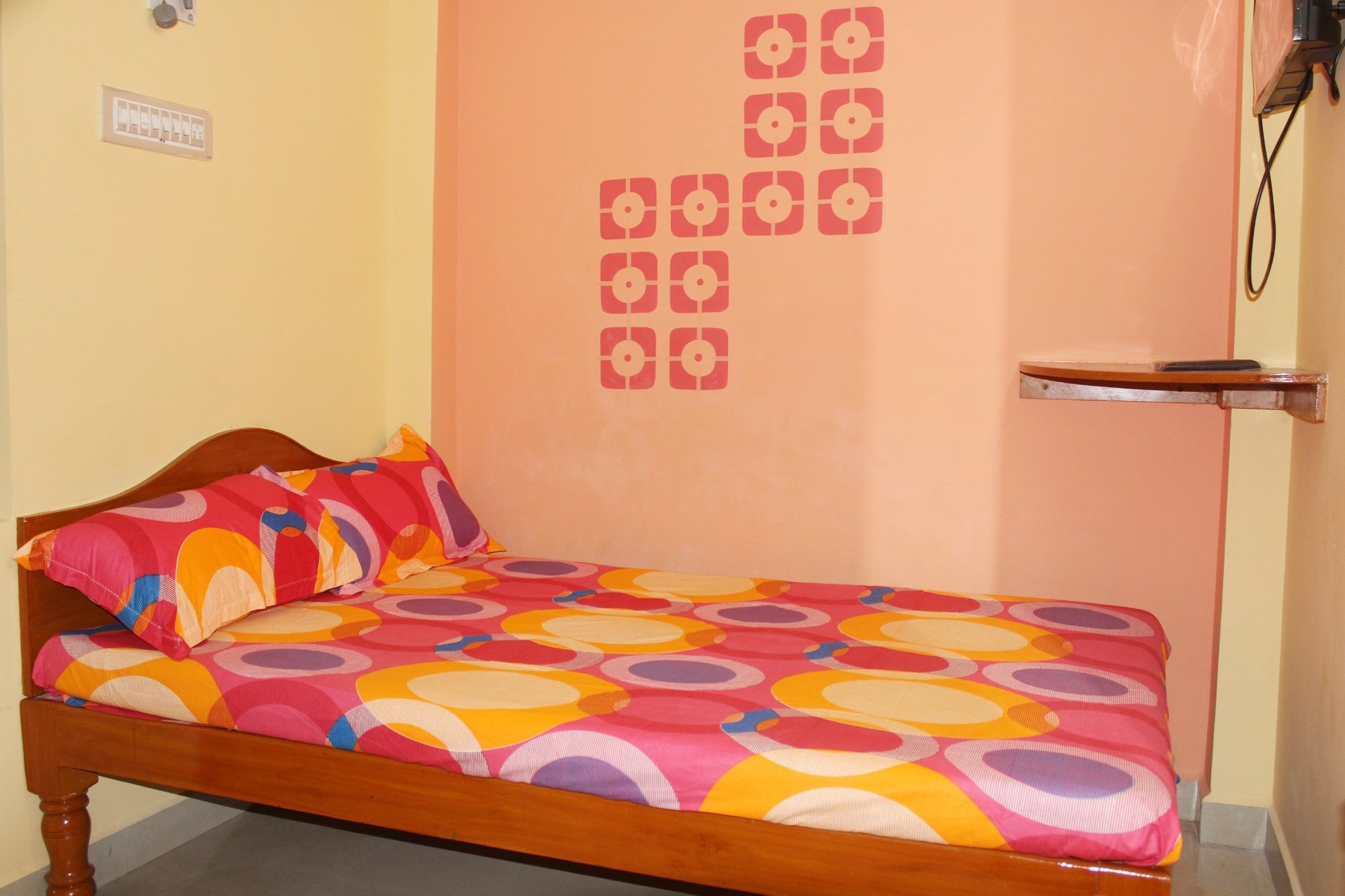 Hotel photo 8 of Sai Murugan Lodge.