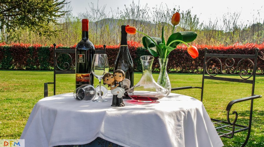 Il vino prepara i cuori e li rende piu' pronti alla passione