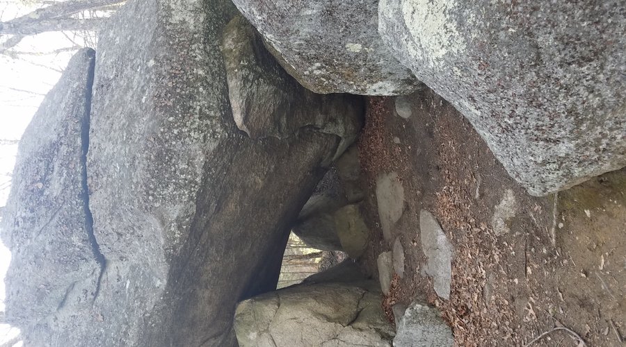 Whistling Cave // Parking Lot // Middle Trail