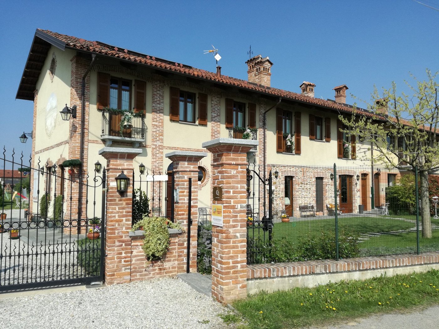 AGRITURISMO SARMORE - Prices & Farmhouse Reviews (Salmour, Italy)