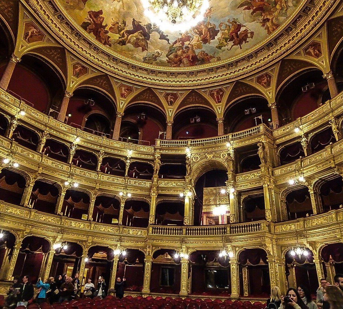 budapest opera house visit