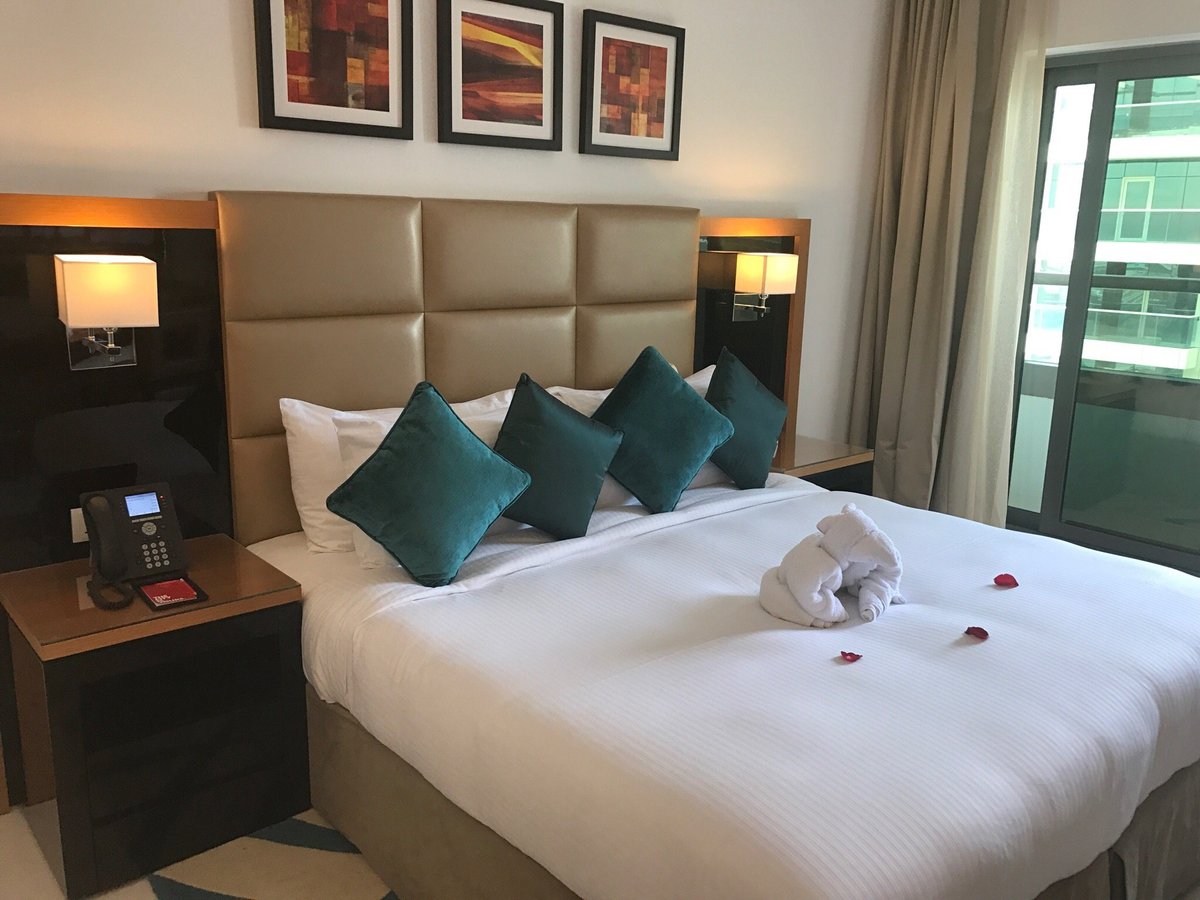 Revier dubai 4. Revier Business Bay Dubai 4*