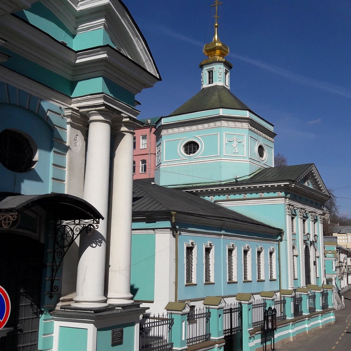 Колокольня Храма Троицы Живоначальной в Серебряниках, Москва: лучшие советы  перед посещением - Tripadvisor