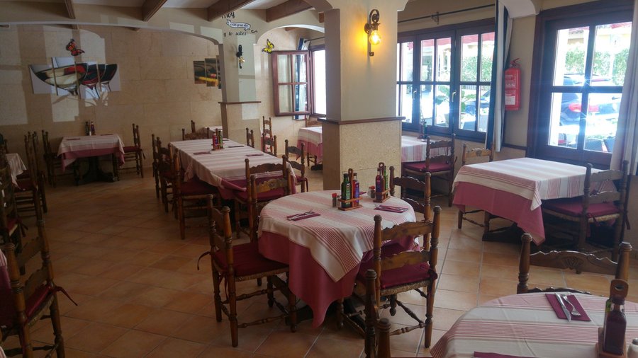 Interior elegante y acogedor
