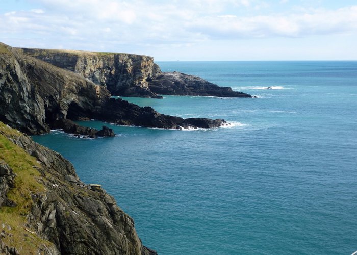 Looking east - good rock formations