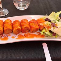 especie croquetas rellenas con carne de ternera picada