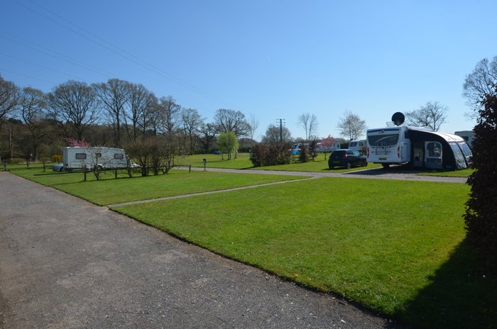 OAKLEY FARM CARAVAN PARK - Campground Reviews (Newbury)