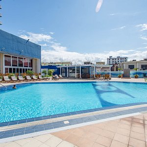 The Pool at the Tryp Habana Libre