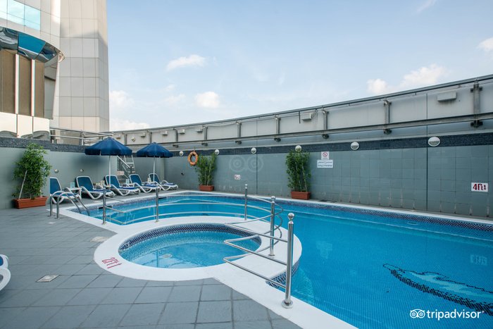 Emirates Concorde Hotel & Residence Pool: Pictures & Reviews - Tripadvisor