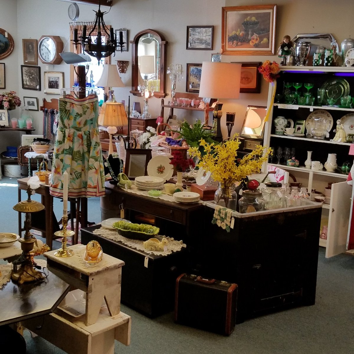 Hawley Antique Exchange - All You Need to Know BEFORE You Go