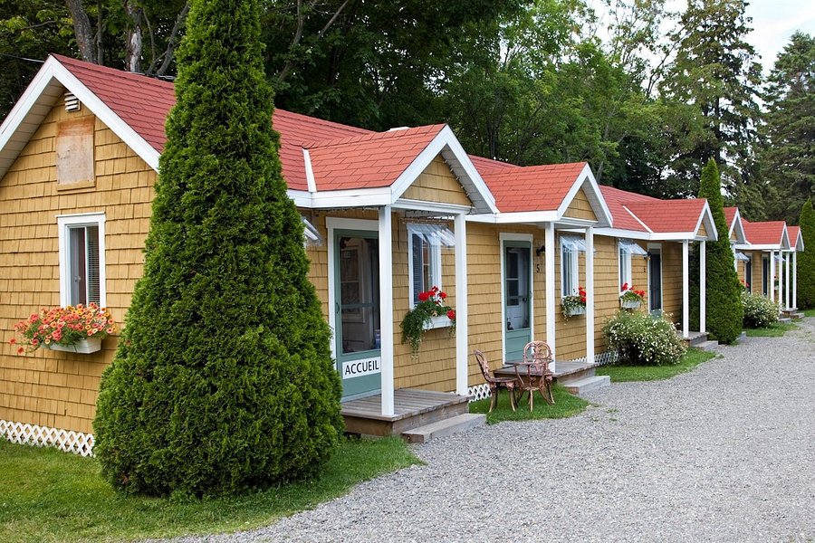 ChaletsMotel Domaine aux Cygnes B&B (Saint Jean Port Joli, Canada