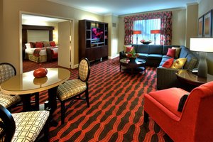 Room & Suite