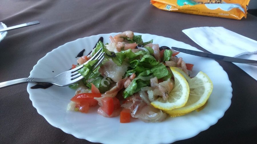 еще рыба. вкусно ))