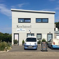 Die Kochinsel liegt direkt an der Dünenkante an der Lippestrasse
Ab hier beginnt das Naturschutz