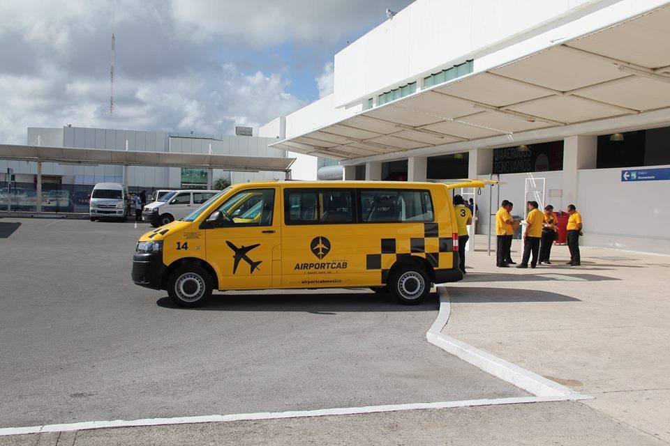 taxi cab cancun airport