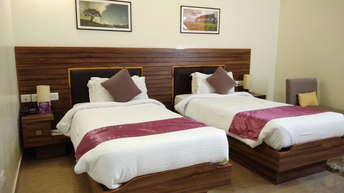 Hotel Poinisuk, hotel en Shillong
