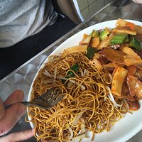 Brilliant food, quick service. Food served piping hot every time we come here, rice always light