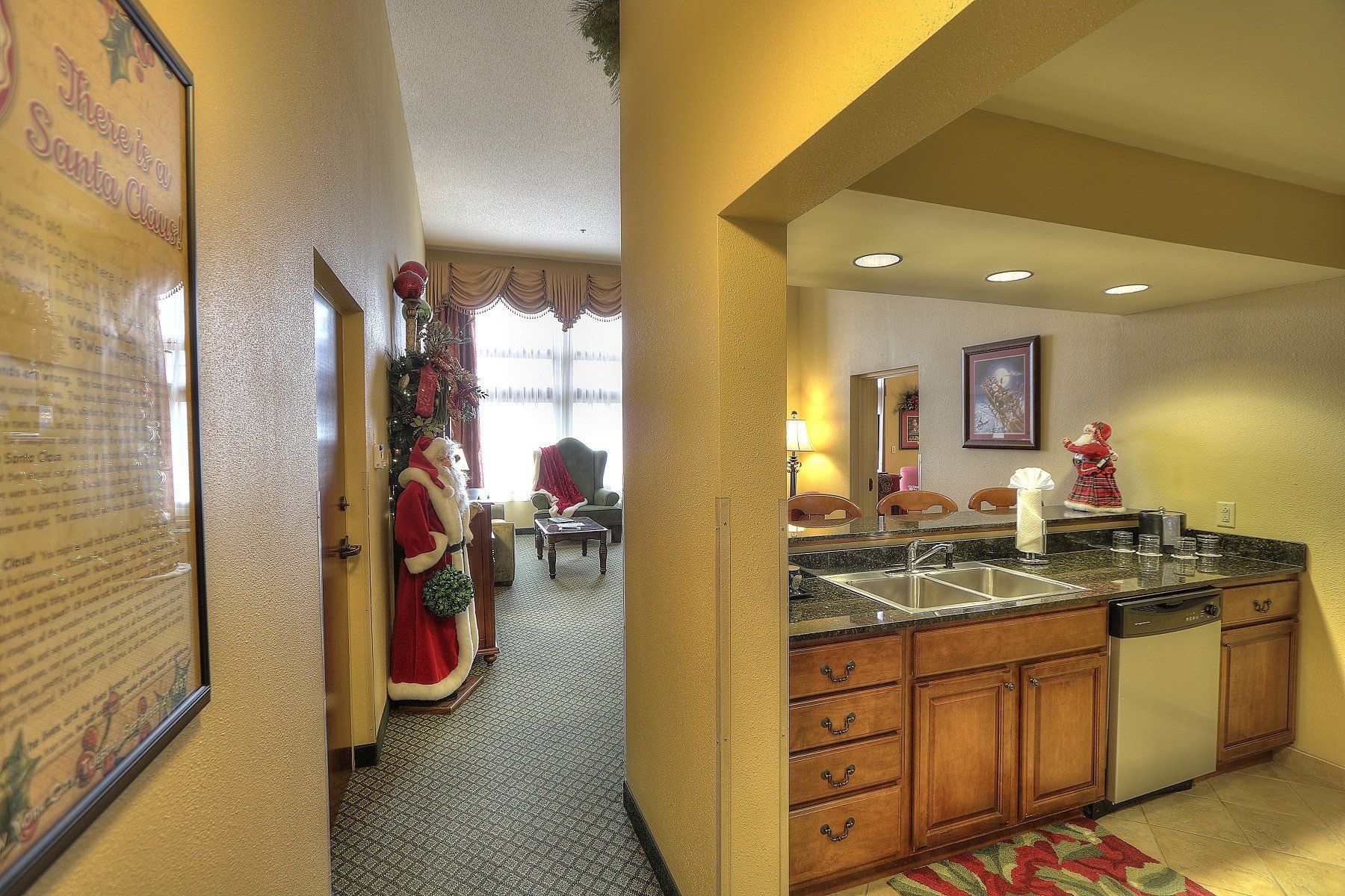 Hotel photo 16 of The Inn at Christmas Place.