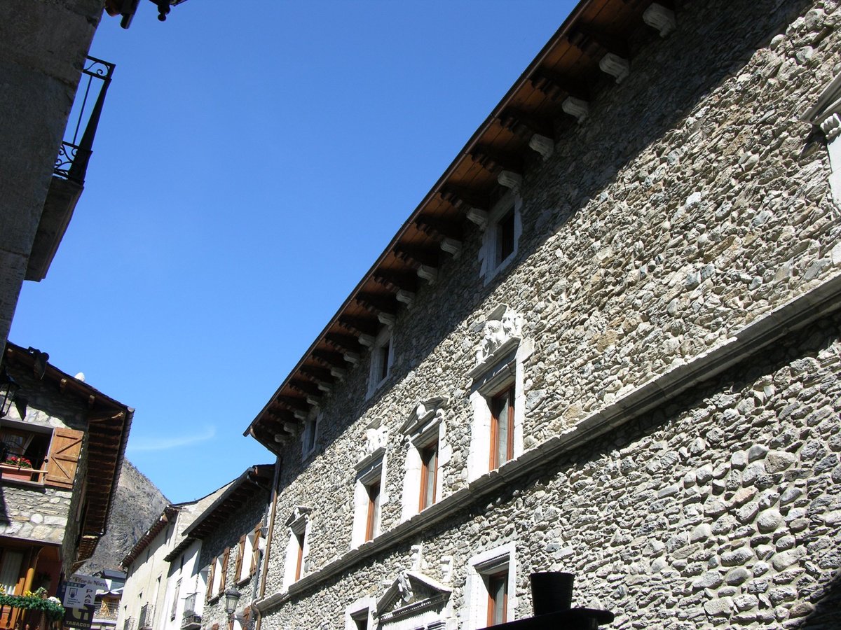 Palacio de los Condes de Ribagorza (Benasque): All You Need to Know