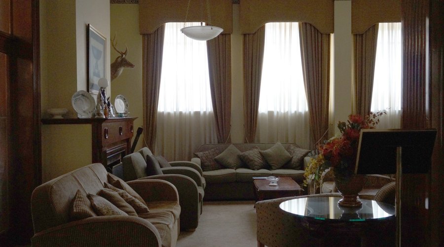 Guest Lounge Area